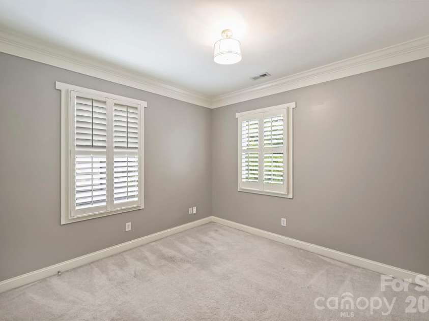 2905 Georgia Avenue, Charlotte, NC 28205.  MLS# CAR4392319, YatesRealty ID 30016. 