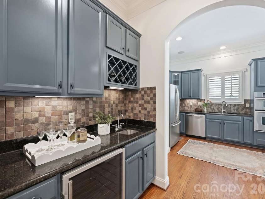2905 Georgia Avenue, Charlotte, NC 28205.  MLS# CAR4392319, YatesRealty ID 30016. 
