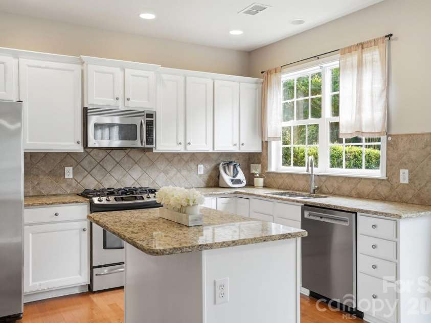 3275 Dunbar Lane, Indian Land, SC 29707.  MLS# CAR4390417, YatesRealty ID 30017. 