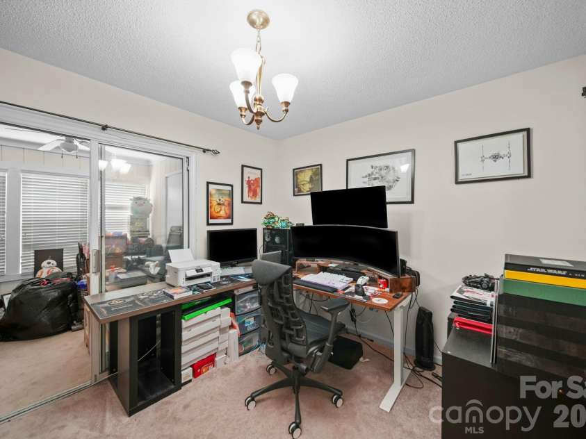 6049 Green Forest Drive, Charlotte, NC 28212.  MLS# CAR4391912, YatesRealty ID 30018. Office/ Dining room