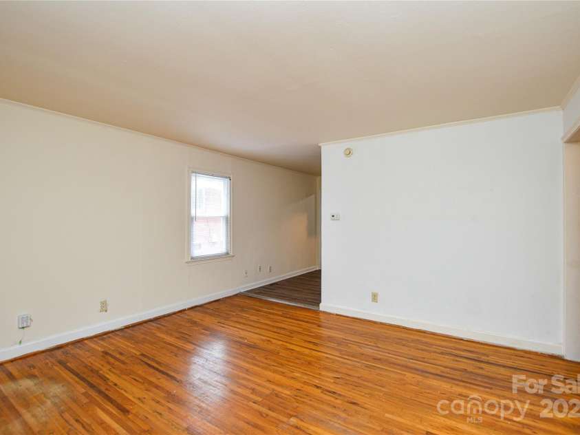 1804 Haines Street, Charlotte, NC 28216.  MLS# CAR4287697, YatesRealty ID 30019. 