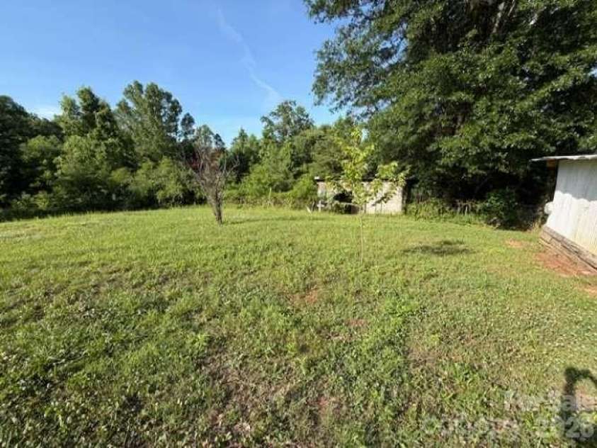 2937 Gastonia Highway, Lincolnton, NC 28092.  MLS# CAR4387642, YatesRealty ID 30019. 