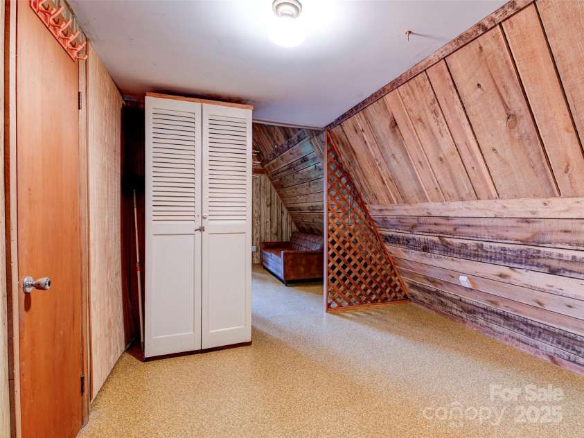 346 Rush Cove, Burnsville, NC 28714.  MLS# CAR4182239, YatesRealty ID 3002. 