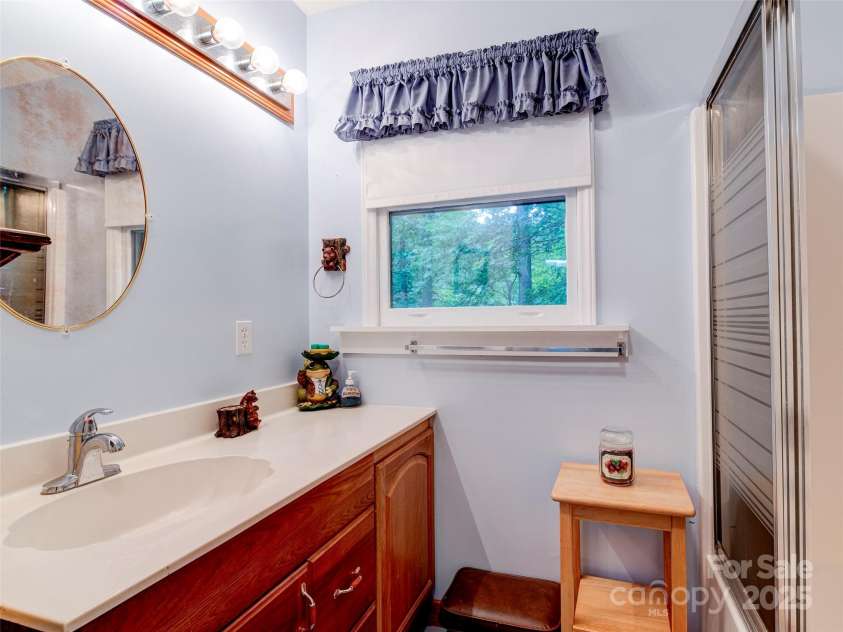 346 Rush Cove, Burnsville, NC 28714.  MLS# CAR4182239, YatesRealty ID 3002. 