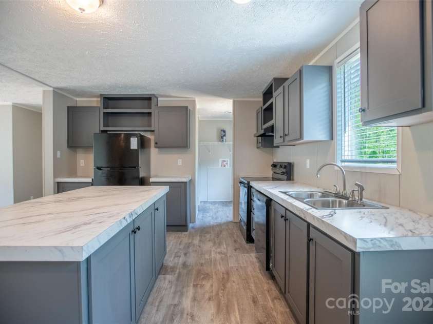 1451 Newfound Road, Leicester, NC 28748.  MLS# CAR4288649, YatesRealty ID 30020. 