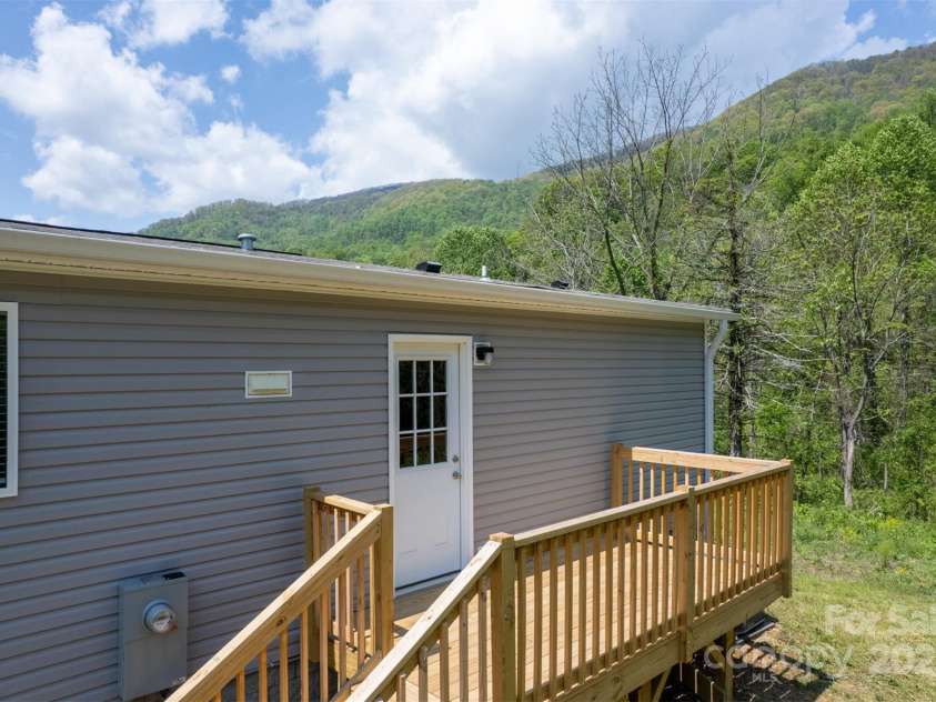 1451 Newfound Road, Leicester, NC 28748.  MLS# CAR4288649, YatesRealty ID 30020. 