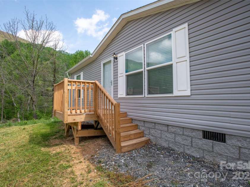 1451 Newfound Road, Leicester, NC 28748.  MLS# CAR4288649, YatesRealty ID 30020. 