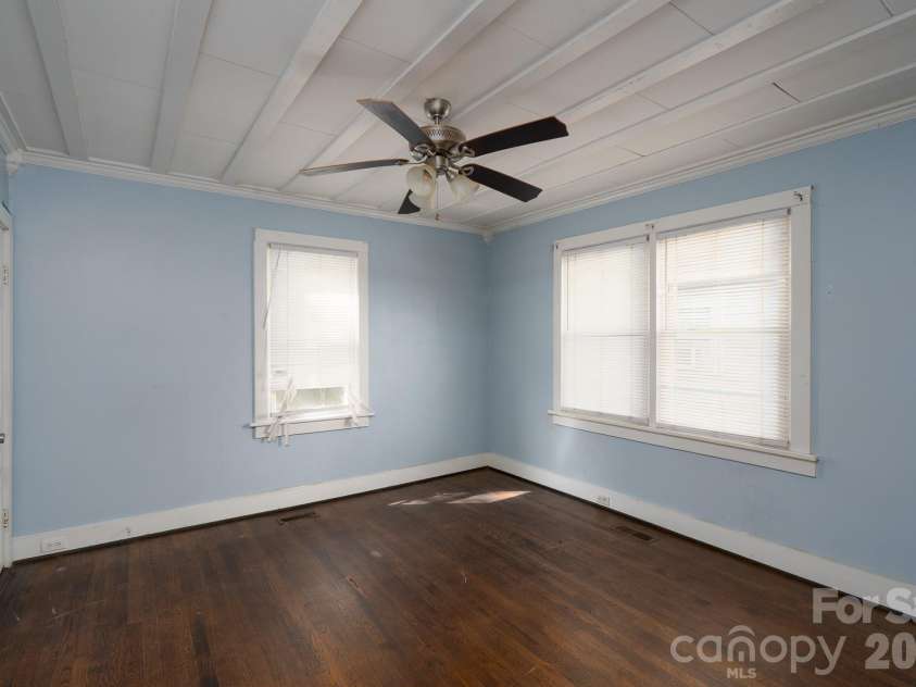 1823 2nd Street, Salisbury, NC 28144.  MLS# CAR4386892, YatesRealty ID 30022. 
