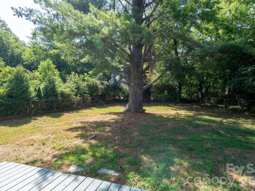 1823 2nd Street, Salisbury, NC 28144.  MLS# CAR4386892, YatesRealty ID 30022. 