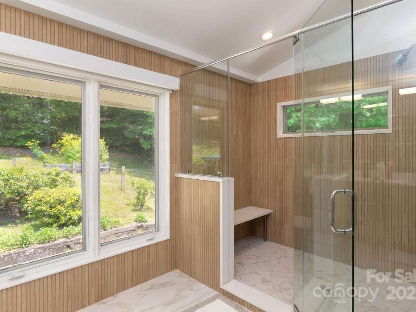 54 Deer Run, Highlands, NC 28741.  MLS# CAR4279224, YatesRealty ID 30022. 