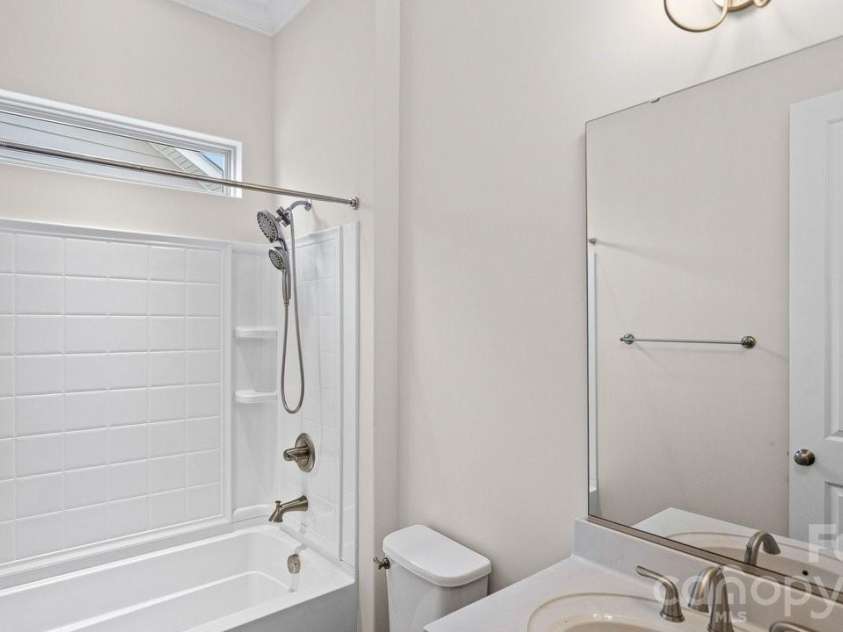 448 Flat Rock Drive, Denver, NC 28037.  MLS# CAR4381325, YatesRealty ID 30023. 