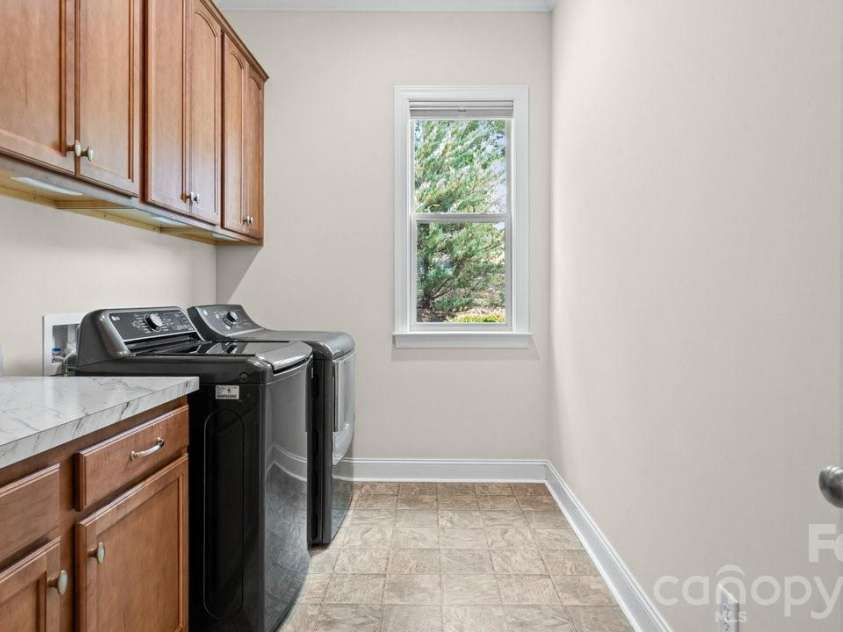 448 Flat Rock Drive, Denver, NC 28037.  MLS# CAR4381325, YatesRealty ID 30023. 