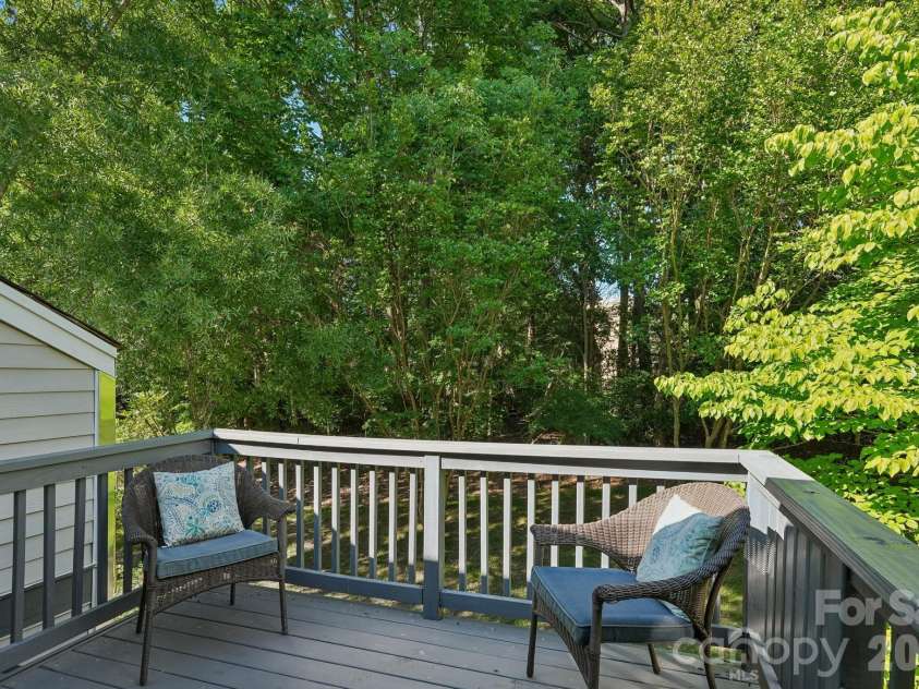 8403 Cricket Lake Drive, Charlotte, NC 28277.  MLS# CAR4388529, YatesRealty ID 30024. 