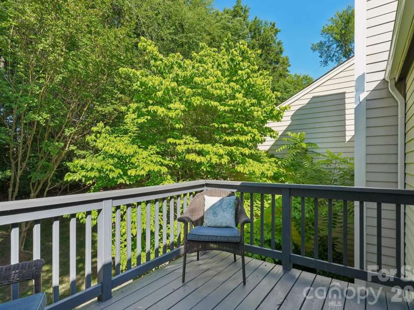 8403 Cricket Lake Drive, Charlotte, NC 28277.  MLS# CAR4388529, YatesRealty ID 30024. 