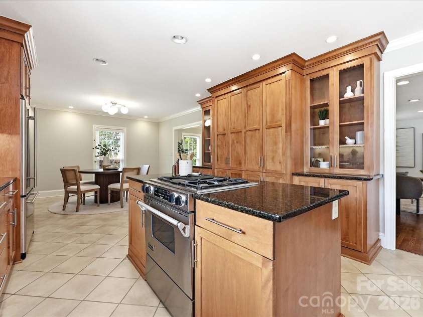 3921 River Ridge Road, Charlotte, NC 28226.  MLS# CAR4391143, YatesRealty ID 30025. 