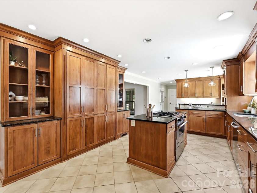 3921 River Ridge Road, Charlotte, NC 28226.  MLS# CAR4391143, YatesRealty ID 30025. 