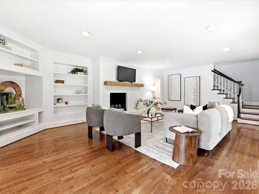 3921 River Ridge Road, Charlotte, NC 28226.  MLS# CAR4391143, YatesRealty ID 30025. 