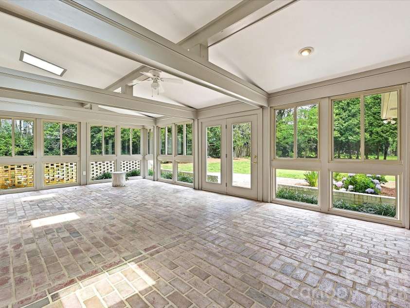 3921 River Ridge Road, Charlotte, NC 28226.  MLS# CAR4391143, YatesRealty ID 30025. 
