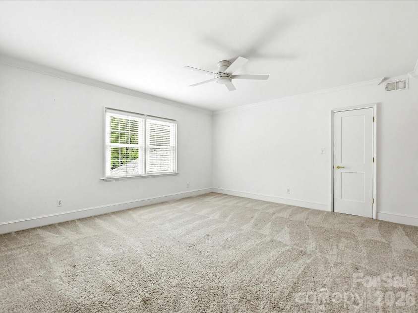 3921 River Ridge Road, Charlotte, NC 28226.  MLS# CAR4391143, YatesRealty ID 30025. 