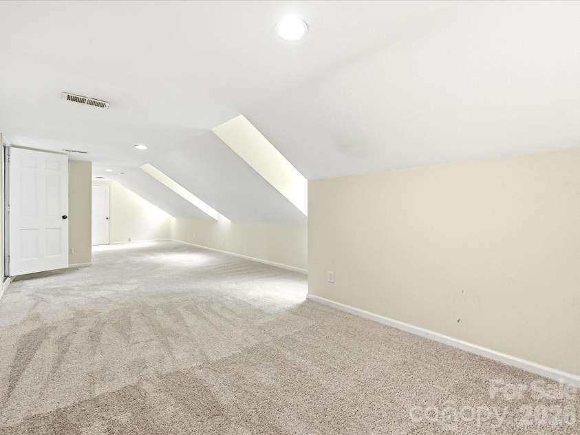 3921 River Ridge Road, Charlotte, NC 28226.  MLS# CAR4391143, YatesRealty ID 30025. 
