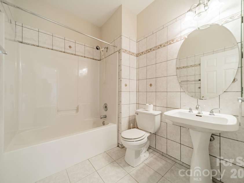 10805 Wilklee Drive, Charlotte, NC 28277.  MLS# CAR4392658, YatesRealty ID 30026. 