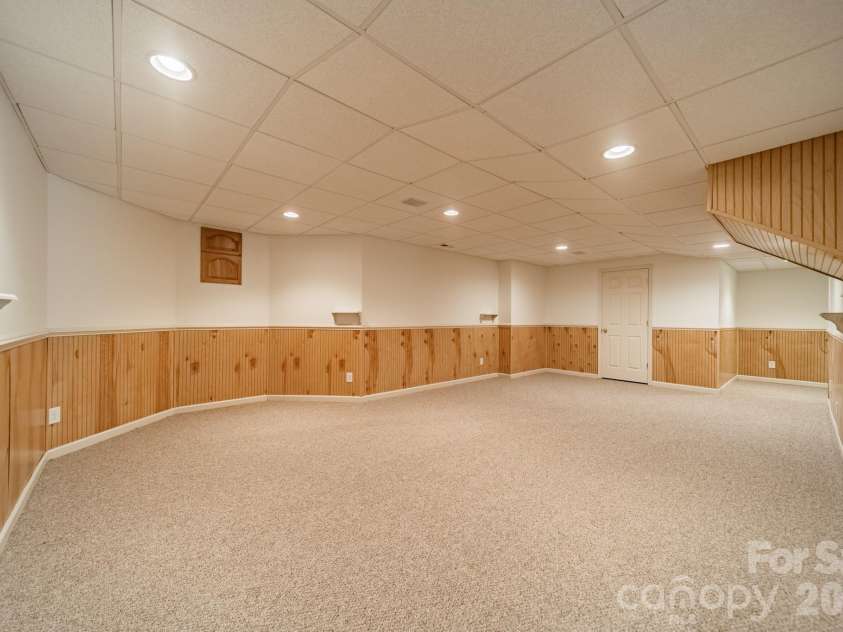 10805 Wilklee Drive, Charlotte, NC 28277.  MLS# CAR4392658, YatesRealty ID 30026. 