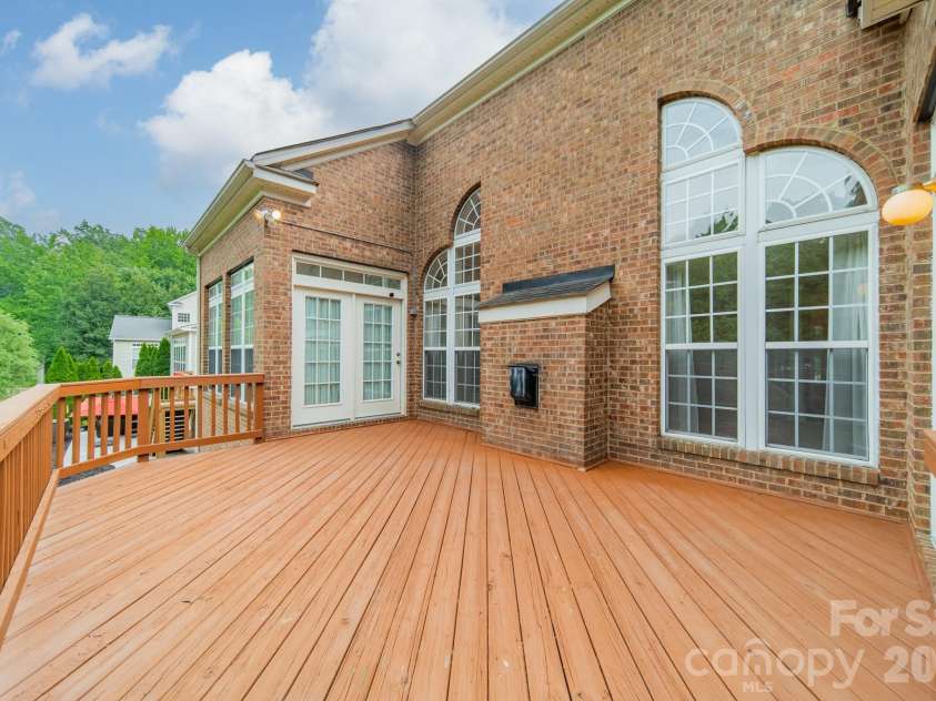 10805 Wilklee Drive, Charlotte, NC 28277.  MLS# CAR4392658, YatesRealty ID 30026. 
