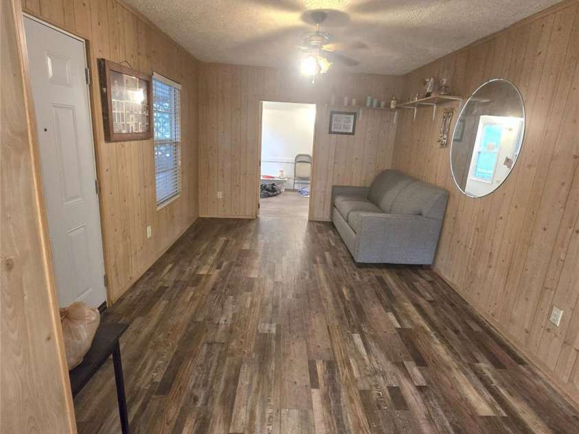 11 Edwards Street, Asheville, NC 28806.  MLS# CAR4287860, YatesRealty ID 30027. Dining room