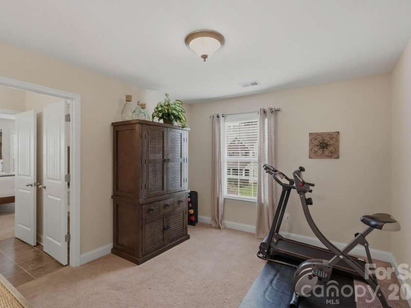 524 Rosemary Lane, Tega Cay, SC 29708.  MLS# CAR4386157, YatesRealty ID 30029. 