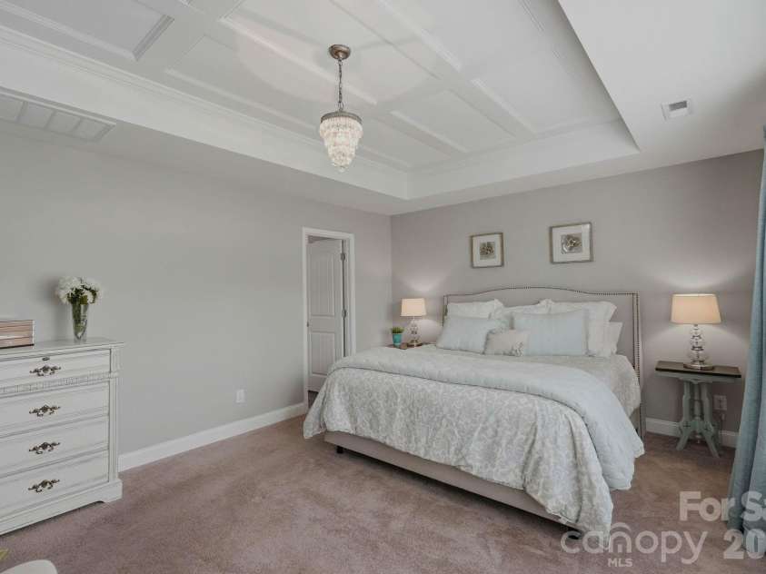 524 Rosemary Lane, Tega Cay, SC 29708.  MLS# CAR4386157, YatesRealty ID 30029. 