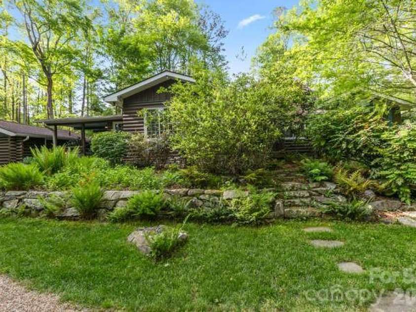 20 Deva Glen Road, Asheville, NC 28804.  MLS# CAR4366787, YatesRealty ID 30030. 