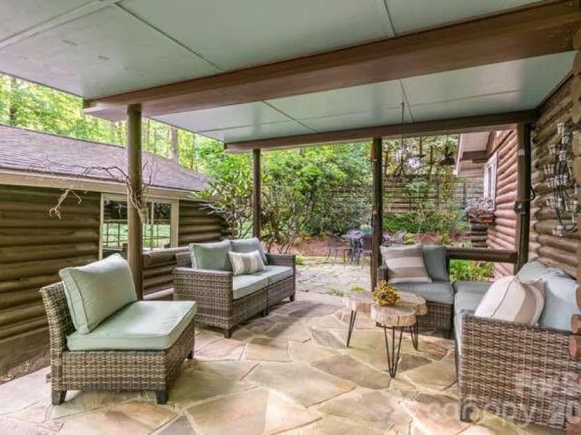20 Deva Glen Road, Asheville, NC 28804.  MLS# CAR4366787, YatesRealty ID 30030. 