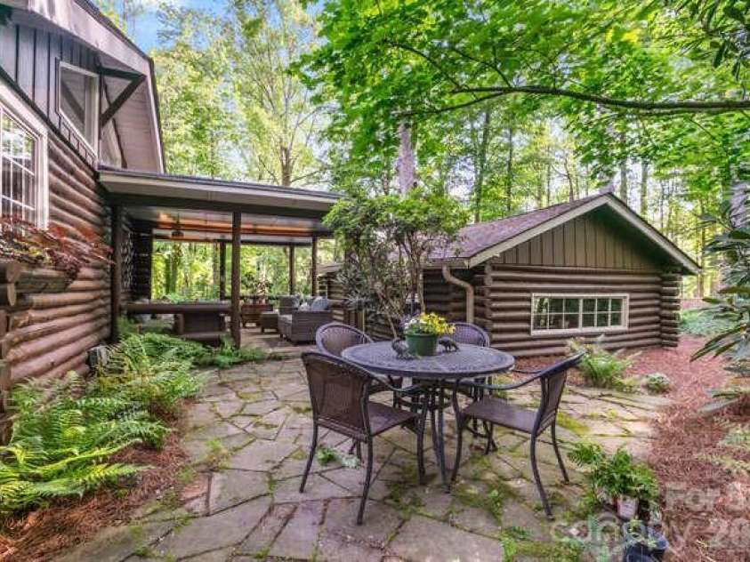 20 Deva Glen Road, Asheville, NC 28804.  MLS# CAR4366787, YatesRealty ID 30030. 