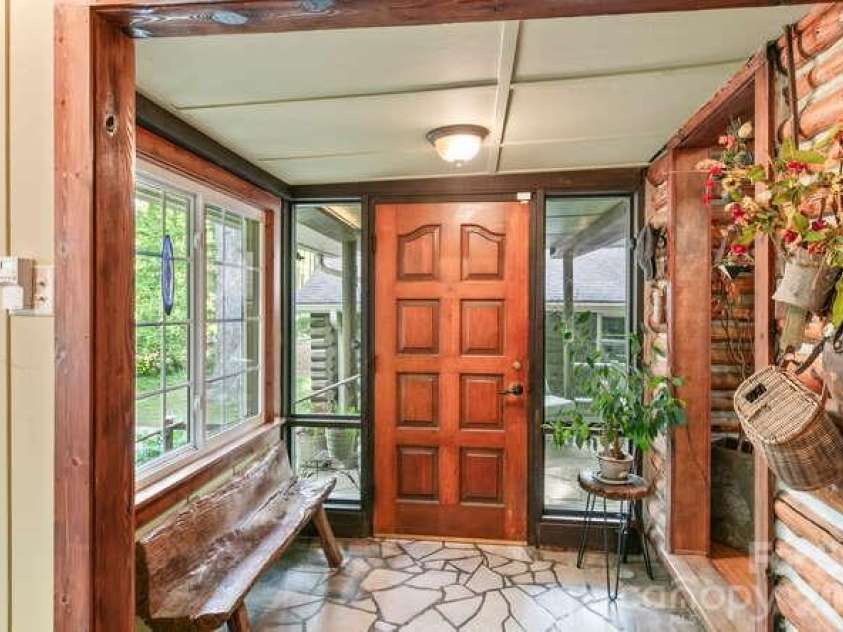 20 Deva Glen Road, Asheville, NC 28804.  MLS# CAR4366787, YatesRealty ID 30030. 