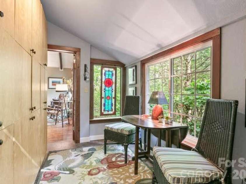 20 Deva Glen Road, Asheville, NC 28804.  MLS# CAR4366787, YatesRealty ID 30030. 