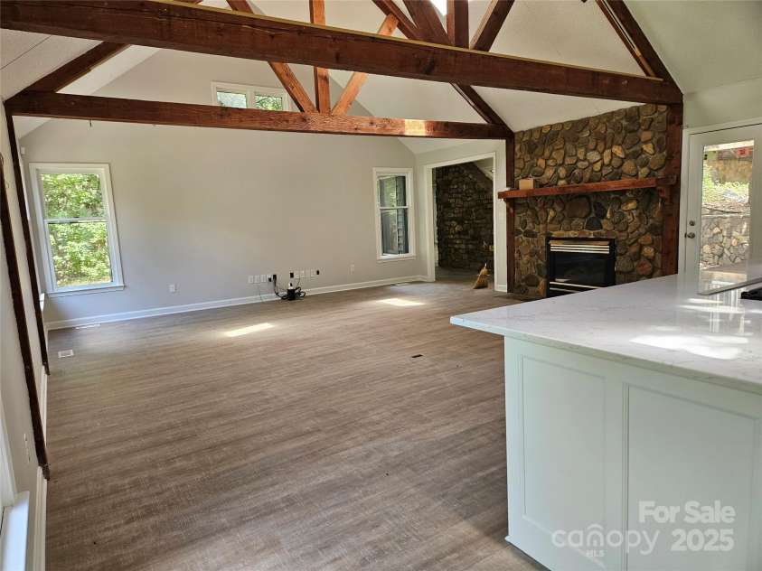 139 Wanderless Lane, Taylorsville, NC 28681.  MLS# CAR4286866, YatesRealty ID 30032. Living Room