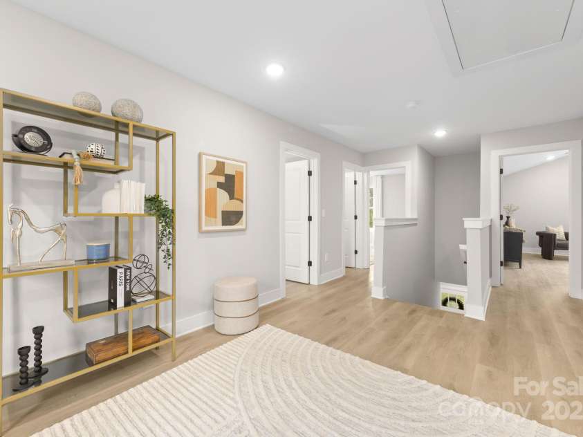 5115 Carden Drive, Charlotte, NC 28227.  MLS# CAR4250406, YatesRealty ID 30033. Loft / Office Space
