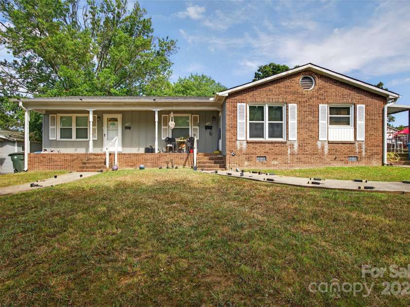 1108 & 1106 Church Street, Salisbury, NC 28144.  MLS# CAR4286629, YatesRealty ID 30034. 