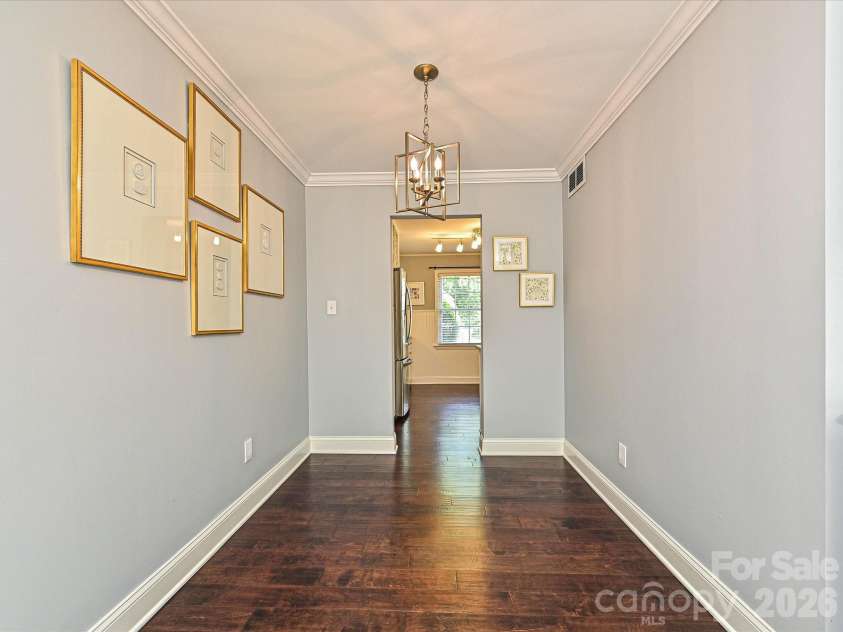 4611 Hedgemore Drive, Charlotte, NC 28209.  MLS# CAR4335410, YatesRealty ID 30034. Dining Room