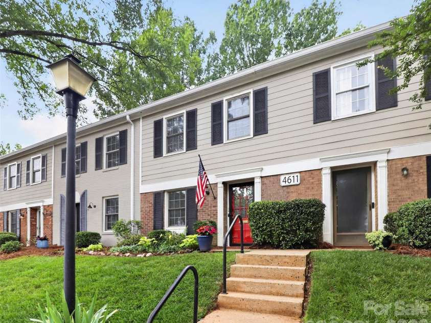 4611 Hedgemore Drive, Charlotte, NC 28209.  MLS# CAR4386430, YatesRealty ID 30034. 