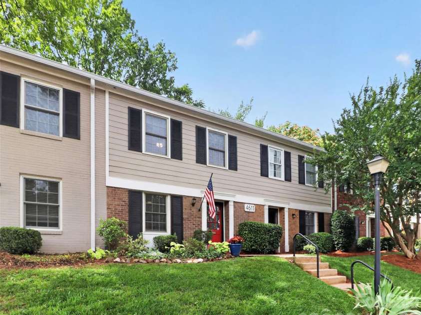 4611 Hedgemore Drive, Charlotte, NC 28209.  MLS# CAR4386430, YatesRealty ID 30034. 