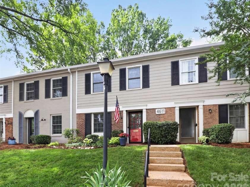 4611 Hedgemore Drive, Charlotte, NC 28209.  MLS# CAR4386430, YatesRealty ID 30034. 