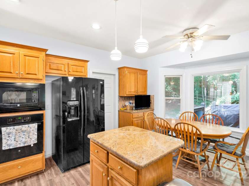 5238 Downing Creek Drive, Charlotte, NC 28269.  MLS# CAR4272595, YatesRealty ID 30035. 