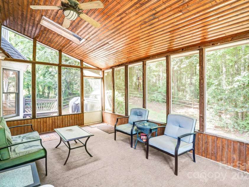 5238 Downing Creek Drive, Charlotte, NC 28269.  MLS# CAR4272595, YatesRealty ID 30035. 