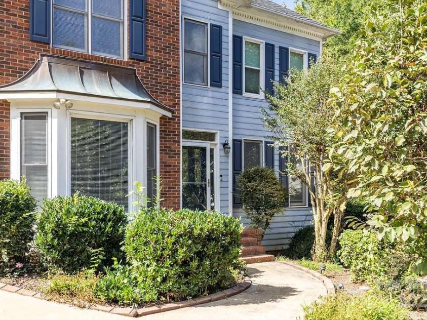 5238 Downing Creek Drive, Charlotte, NC 28269.  MLS# CAR4313074, YatesRealty ID 30035. 