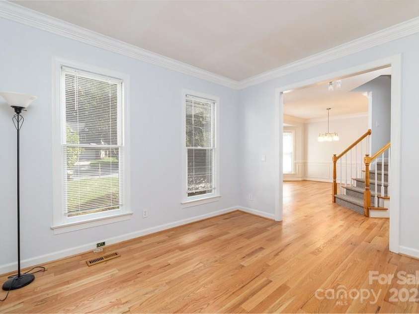 5238 Downing Creek Drive, Charlotte, NC 28269.  MLS# CAR4313074, YatesRealty ID 30035. 