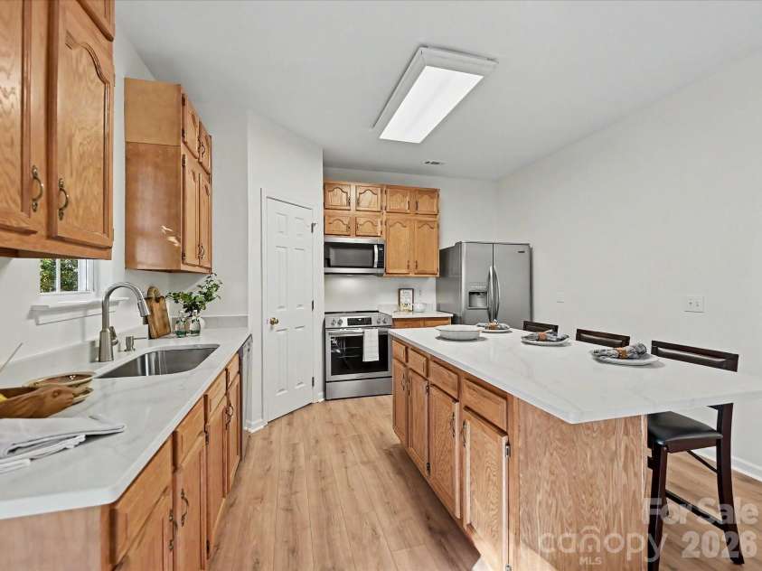 9132 Royal Highlands Court, Charlotte, NC 28277.  MLS# CAR4379058, YatesRealty ID 30035. 