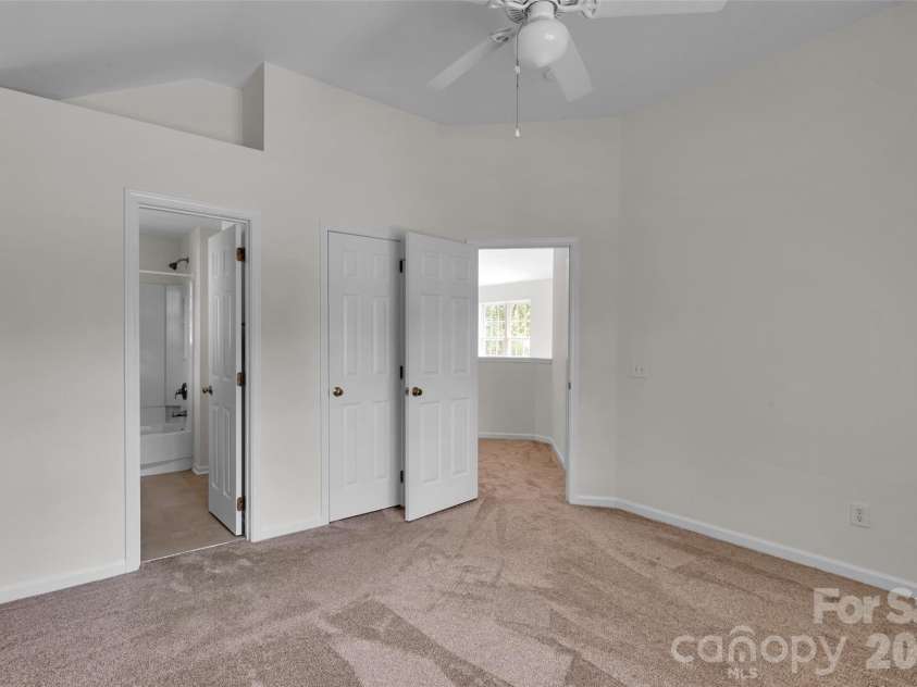 9132 Royal Highlands Court, Charlotte, NC 28277.  MLS# CAR4420335, YatesRealty ID 30035. 