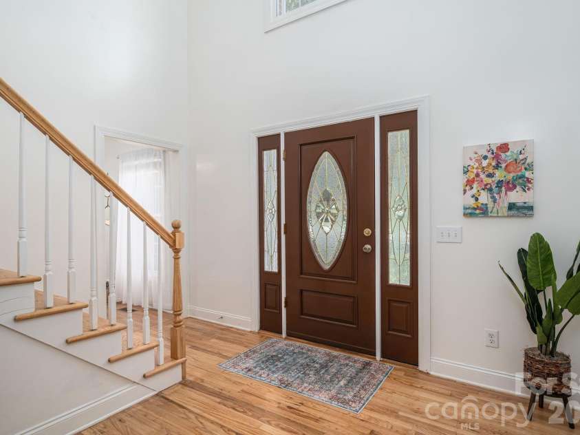 1535 20th Avenue Place, Hickory, NC 28601.  MLS# CAR4381729, YatesRealty ID 30037. 