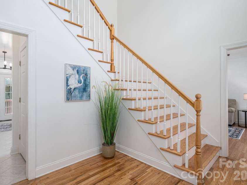 1535 20th Avenue Place, Hickory, NC 28601.  MLS# CAR4381729, YatesRealty ID 30037. 